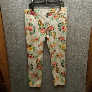 Metaphor Women's 16 Floral Ivory Crop Pants 37" 27.25" 9.5"